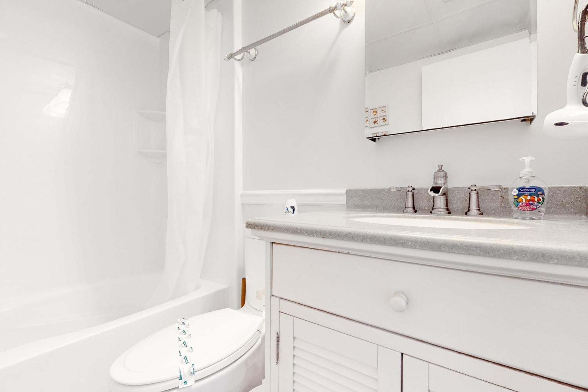 Amber Waves Villa Ocean City Room photo